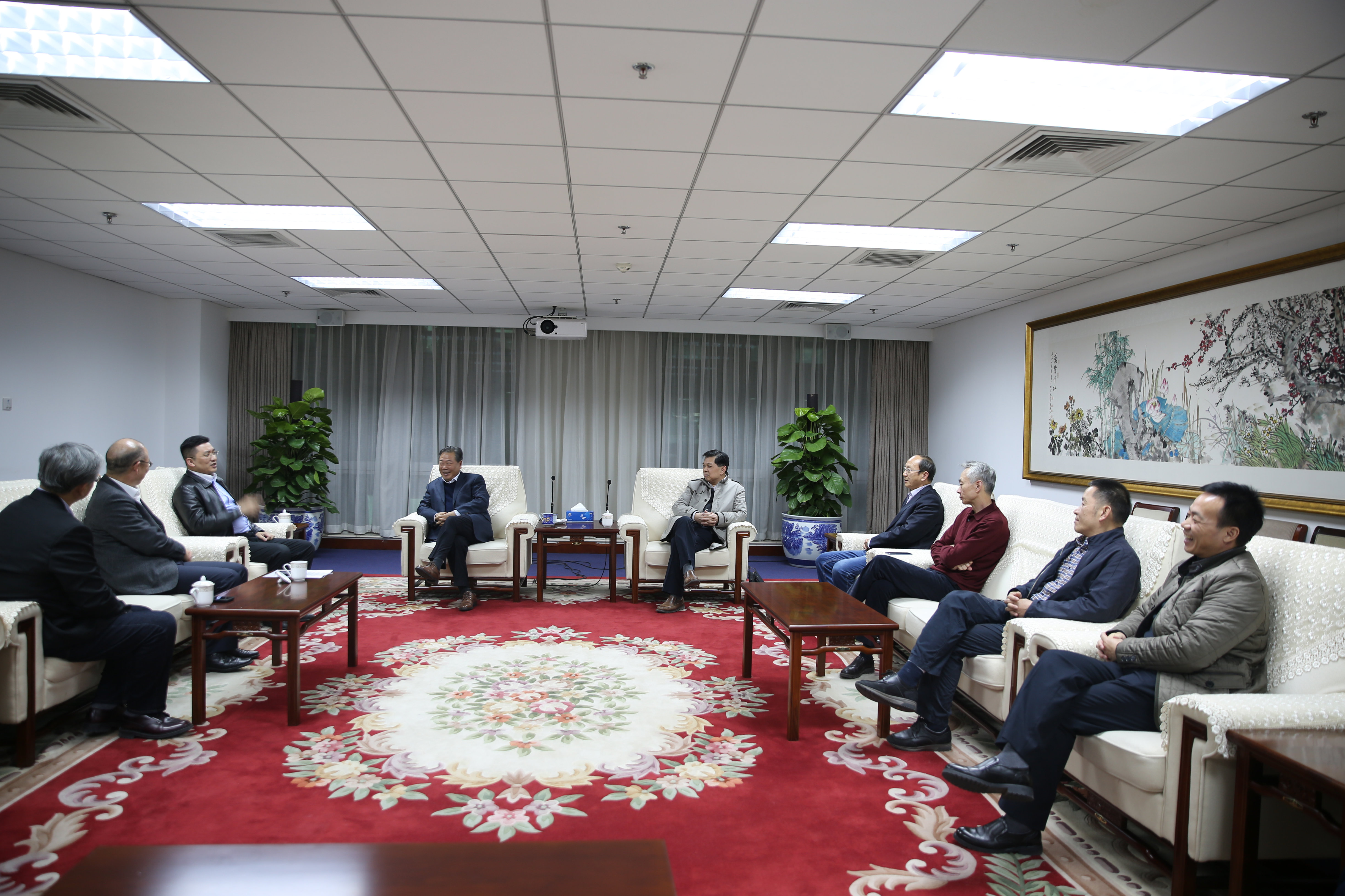中國志愿服務基金會領導會見農工黨、中國建筑業(yè)協(xié)會、中國建筑科學研究院領導一行